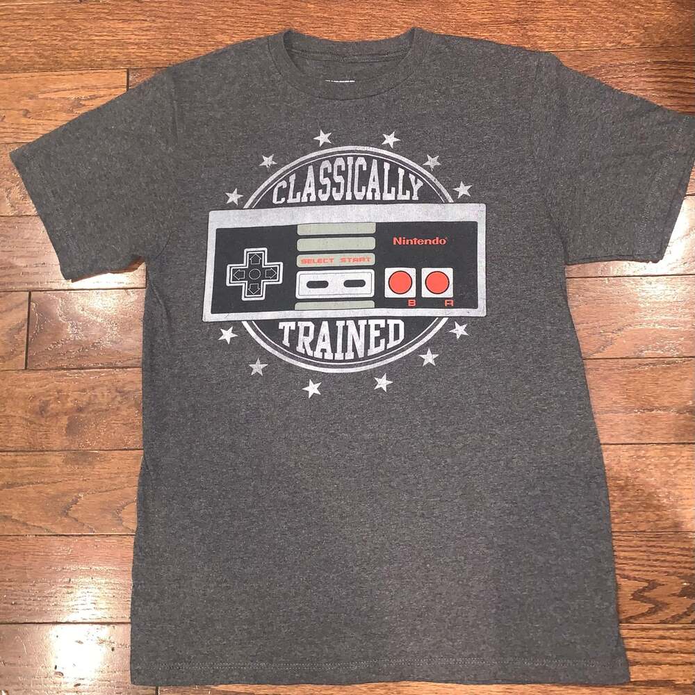 Nintendo Entertainment System Classically Trained Controller T-Shirt‎
